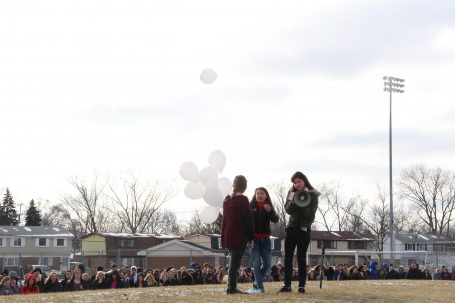 Balloons were released while the names of the lost students and faculty were announced.
Photo credit: FHS Yearbook Staff