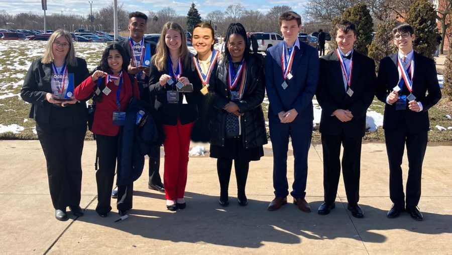 Fraser DECA Advances 2 State Champions