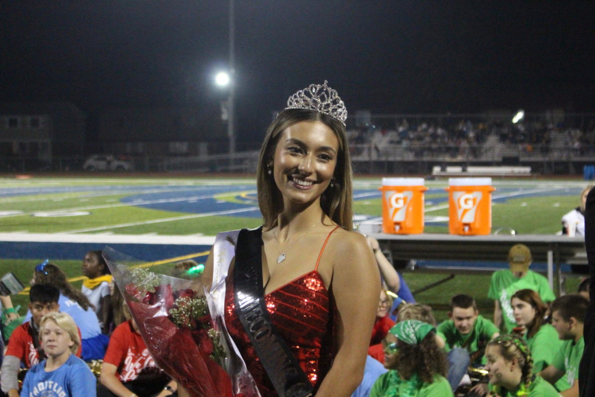 Meet your Homecoming Queen and King!